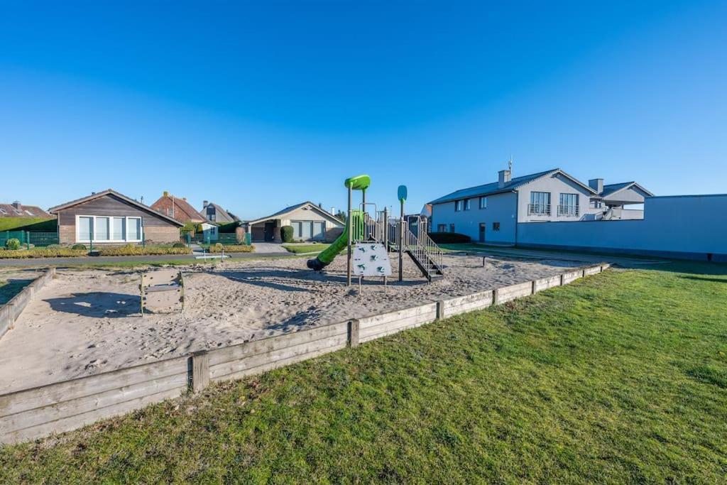 Bungalow De Strandjutter 8 Persons Middelkerke Dış mekan fotoğraf